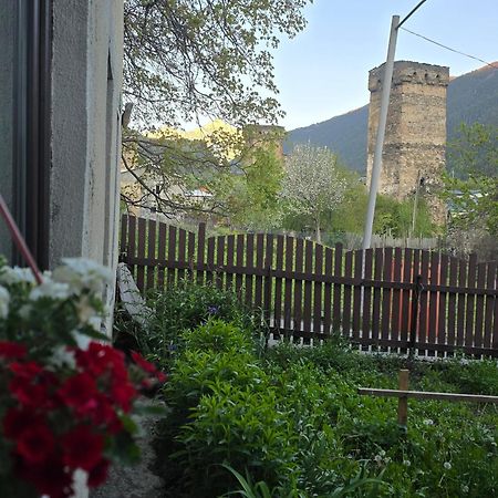 Ailama Guesthouse Mestia Kültér fotó