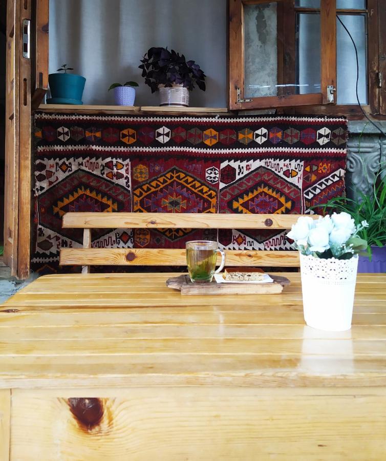 Ailama Guesthouse Mestia Kültér fotó