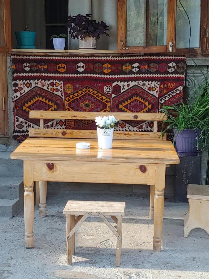 Ailama Guesthouse Mestia Kültér fotó
