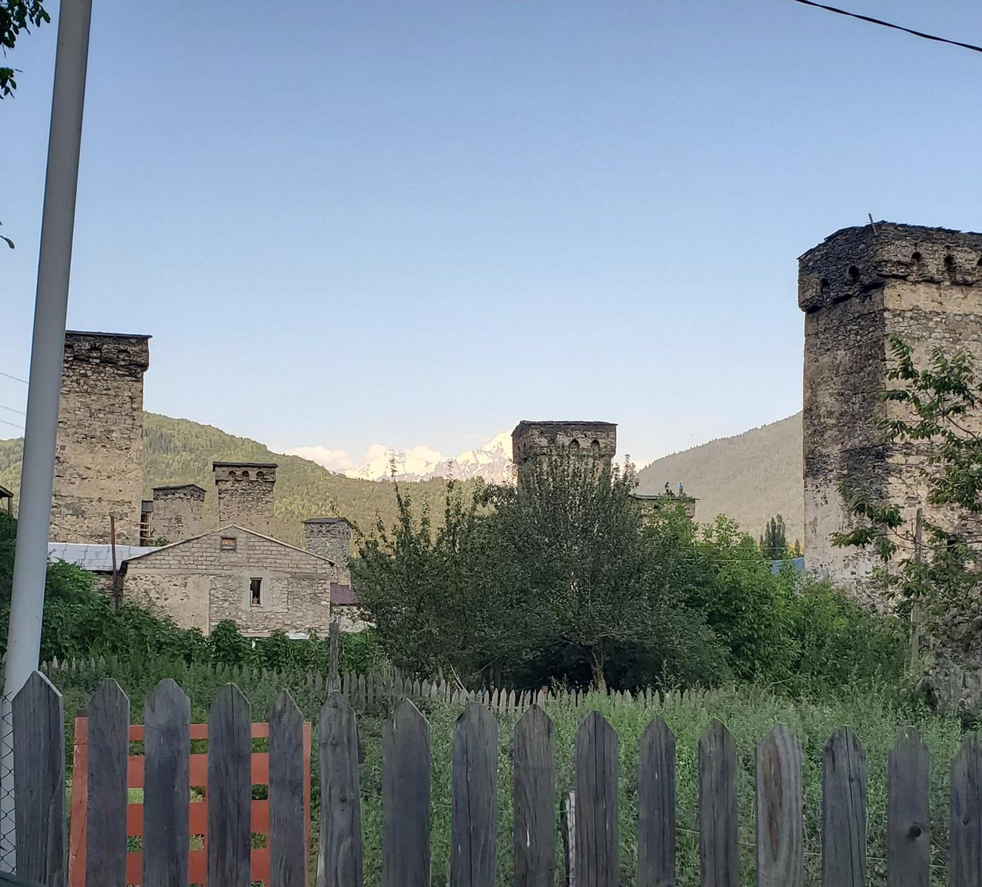Ailama Guesthouse Mestia Kültér fotó