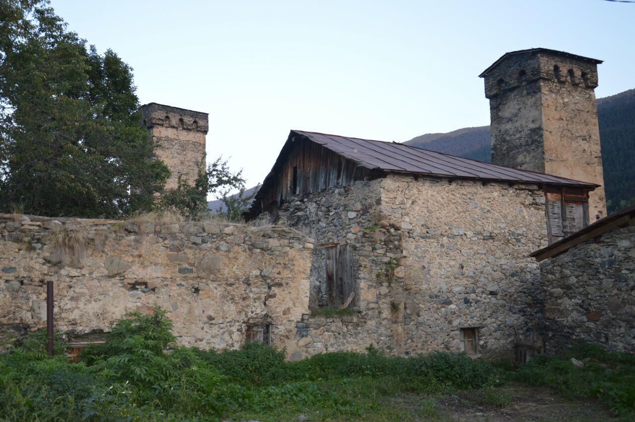 Ailama Guesthouse Mestia Kültér fotó